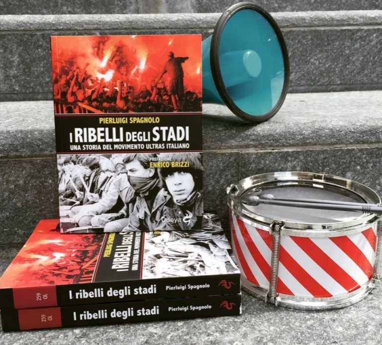 I RIBELLI DEGLI STADI 스탠드의 반항아들
